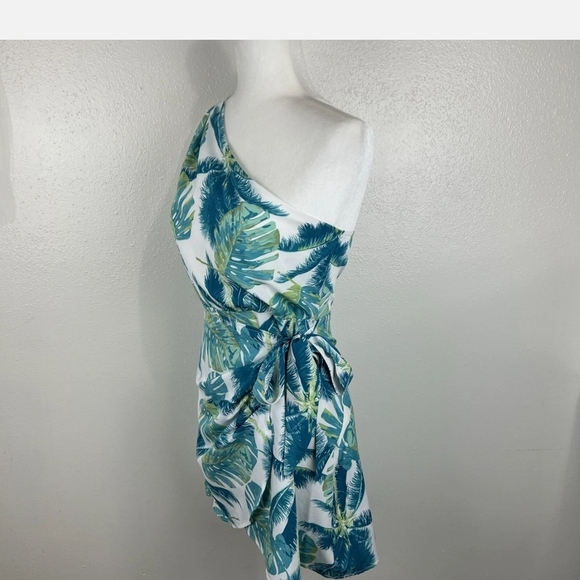Cupshe One-Shoulder Tropical Dress in Blue and Green - Picture 8 of 14